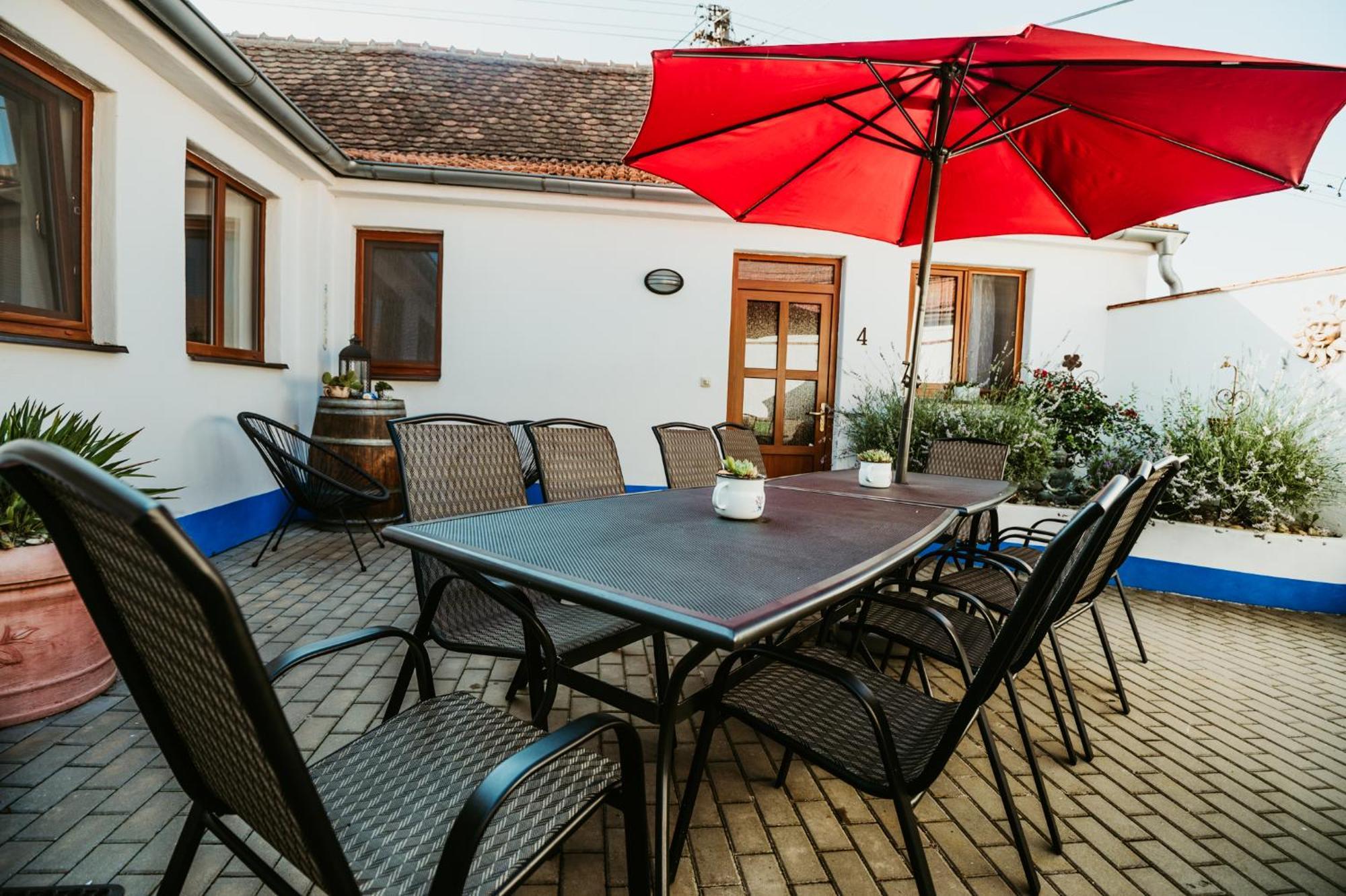 Levandulova Country house